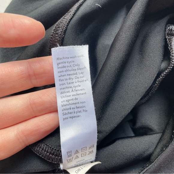 Spanx Faux Leather Leggings Size XS - Picture 10 of 10